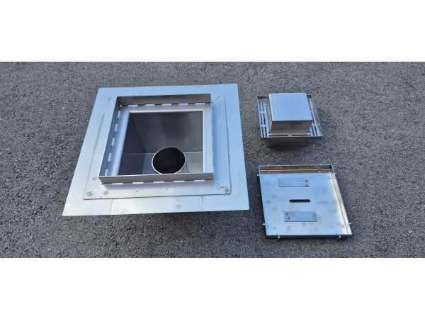 Talni sifon inox ZA VGRADNJO KERAMIKE, dimenzij 200mm x 200mm x 191mm Ø110mm vertikalno POHODEN s PRIROBNICO za HIDROIZOLACIJO