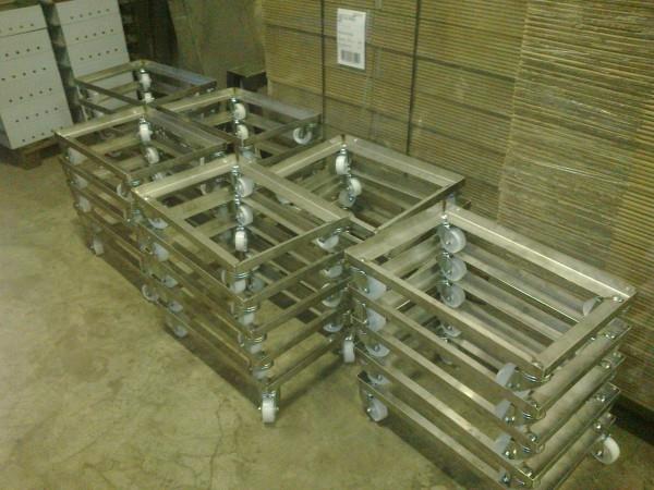 Inox voziček za slaščičarne