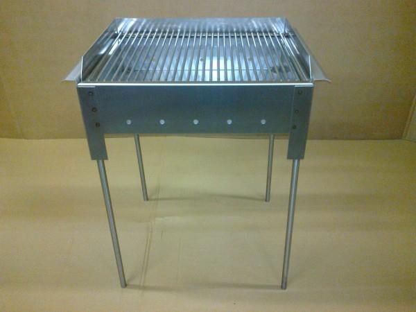 INOX ŽAR dimenzij 480 x 300 x 240mm z nogami in skupno višino 700mm