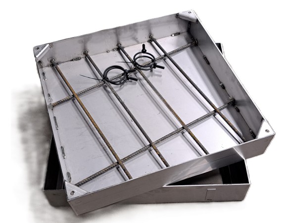 OLJNI JAŠEK - POKROV  z dnom in jekleno armaturo 400 X 400 X 120mm INOX