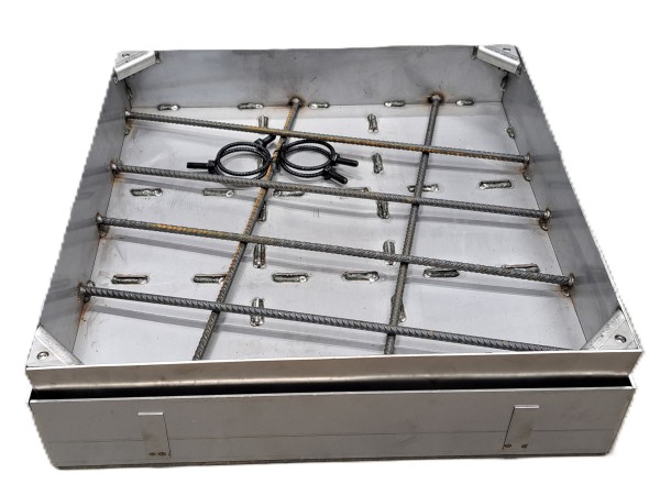 OLJNI JAŠEK - POKROV  z ojačanim dnom in jekleno armaturo 300 X 300 X 120mm INOX