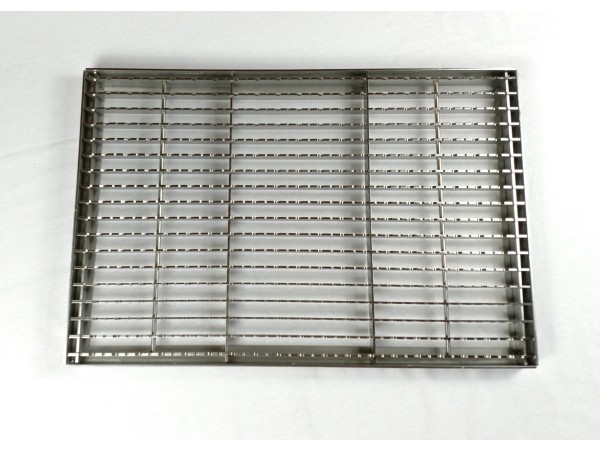 Zerbino drenante con telaio 450x800x30mm INOX