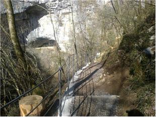 Kovana škocjanska ograja (Park škocjanske jame)