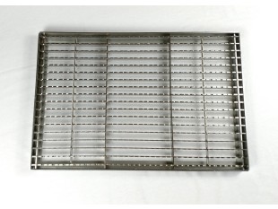 Zerbino drenante con telaio 450x800x30mm INOX